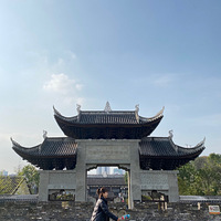 ��Сˣ�ΰ���Ž�֮��