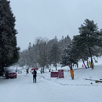 12.26��Ůɽ�ѵõĴ�ѩ����������رա�