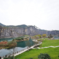 ������ů����ʱһ��ȥ��ɽ��԰̤���