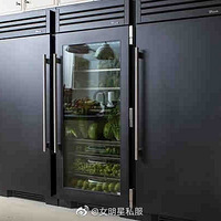 ����ɺ��̫��KrisJenner�ı��䣬�Ǳ����е��컨���˰�