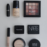 �ճ�ͨ�ڻ�ױƷ������������ƽʱ���õ��Ķ���