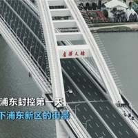 �����Ϻ��ֶ�������գ�����ϡ�٣���վ���ֶ�ͣ��