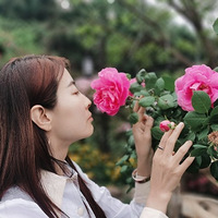 С�����š��ͻ���Ʒ�衢�Է�������һ����