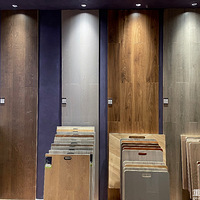 �Ա���ǿ���ذ�Ͷ��ذ壬����ѡ�������۸��൱����