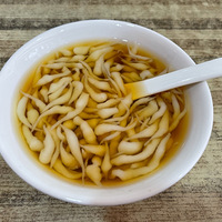 ѧУԱߵʳ