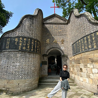 ��Сˣ�δ�ĸ��