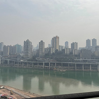 ���ĸĶ���˳���³��� ���ڰ���� ����������Ƭ