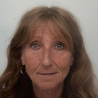 ������14���˸����Ż��ң��ڰ��˸�ȫ����Ʒ�ع⣬������������