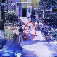 3��Ů����7¥׹�䣬����������һ��·�󡭡��������Ļ����������