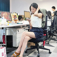 ��ˬ���Ϳ����칫��ͬ���ǵ�ȹ�Ӻ�����̫�����ֲ���