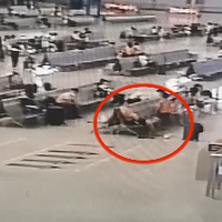 ���������ڻ�վ���·���˯���ѣ���ʣ���ġ����ϡ�