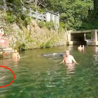 6꺢ͯˮŮӶγû£ʩȣ