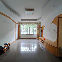 ���˸��Ϸ��ӣ���װ�޽���