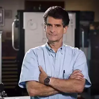 ����30��ȴ����δ�飬һ�������10���ˣ���γϳ���ΪΨһż��