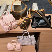 LVֳƷCarryall bbͷɫĶÿ