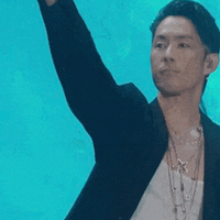 47⽨ͻȻݣ˵F4ŬģΪô