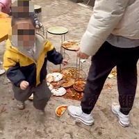 4����ͯ��ϯ�����ӣ���ĸ�������������������ѳ�����