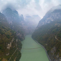 ���ν�ںӴ�Ͽ�ȣ�Ѱ��������ս��·