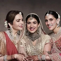 �����׸�ȫ�Һ��գ�Cλ�ø�С��ϱ�������ų�������»�����