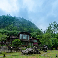 ���������Σ�ˣ���޵�һ��������Ұ�ϴ󼯣�ס��ʦ������