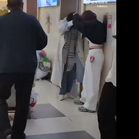 Ů�ϰ屻Ա�������Ϲ������˵��ֻ�˺