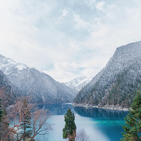 ��կ��ˮ���ƹ�ˮ���γ�͸����