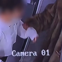 Ů��͵������6.8��Ƥ�ݴ������ع⣺�ĳ�������װ�׸���