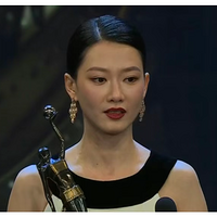 ���񽱻�������¯�����һ����Ӱ�ۣ���������������һ������