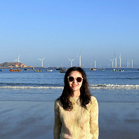 92��δ��Ů��ʦ���˫�򱼸�