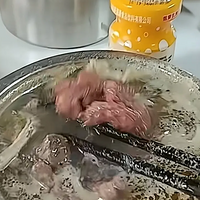 �����ϱ�Ⱥ���ġ����������͡��¼�����¶�������˿�Ц����Խ��