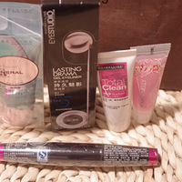 ��������ױ��С�η��ۿ���ױ���µ�һ����Լ�һ���µ�ϣ��