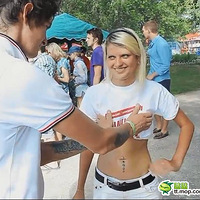 ʷ����ǿ���ص۳����ˣ������ڽ�����1000��Ů�����أ�