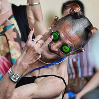 ˭��˭�� ʷ��������α����