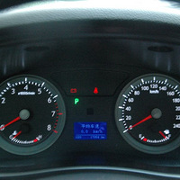 һ���ǧ���ﱼϮ ���ϰ�ɫEC8�ٵ����ᳵ��ҵ