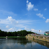 6��5�գ������������˵�ε��ɫ��