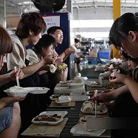 打工的我只想要碗饭吃 很难吗？