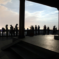 ���ܵ�ҹ��������4������ȥҹ����