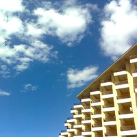 Խ���۵�������ɫ֮��