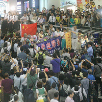 ��ۻ��ͱ�����ʿ�����ع� �����һ�ӭ