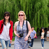 9��14�գ���������  �����Ҵ���