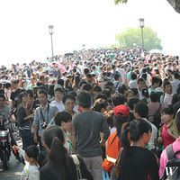 ������ӭ����