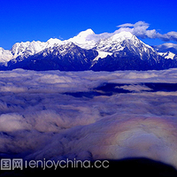 ��ţ��ɽϵ��֮�� Ц��ɽ�۴�����������ʱ��