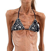 Ħ�ɸ������һ��Ů�ӽ�������Σ��