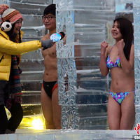 �ͺ�������ս���� �Ȼ�����Ů���顰������