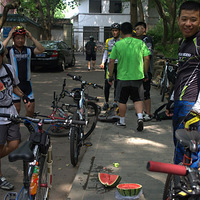 5��26�վ��汦ʯɽ