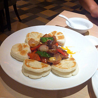 ����������