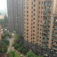  房东出租文一路杭师院隔壁，带阳台温馨干净清爽次卧