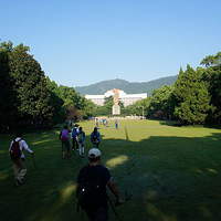 ������ɽ������һ�ԡ�С���ޡ���......�㶮��