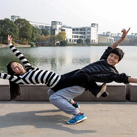 ��ͼ���赸ϵŮ��ѧ���������� ������һ����