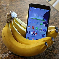 [ͼ]LG���㽶�ֻ���G Flex���֣������ֻ�̽����